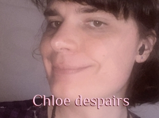 Chloe_despairs