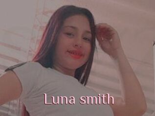 Luna_smith