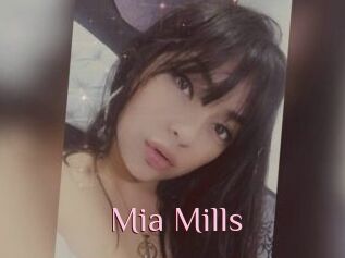 Mia_Mills