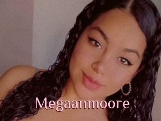 Megaanmoore