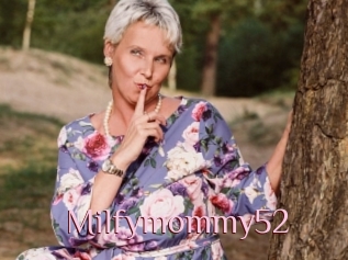 Milfymommy52