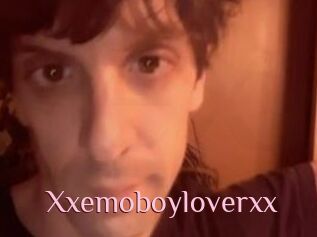 Xxemoboyloverxx